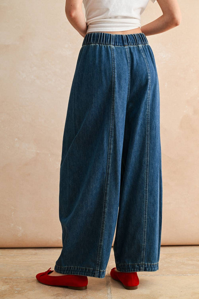Loose Barrel Elastic Band Denim Pants