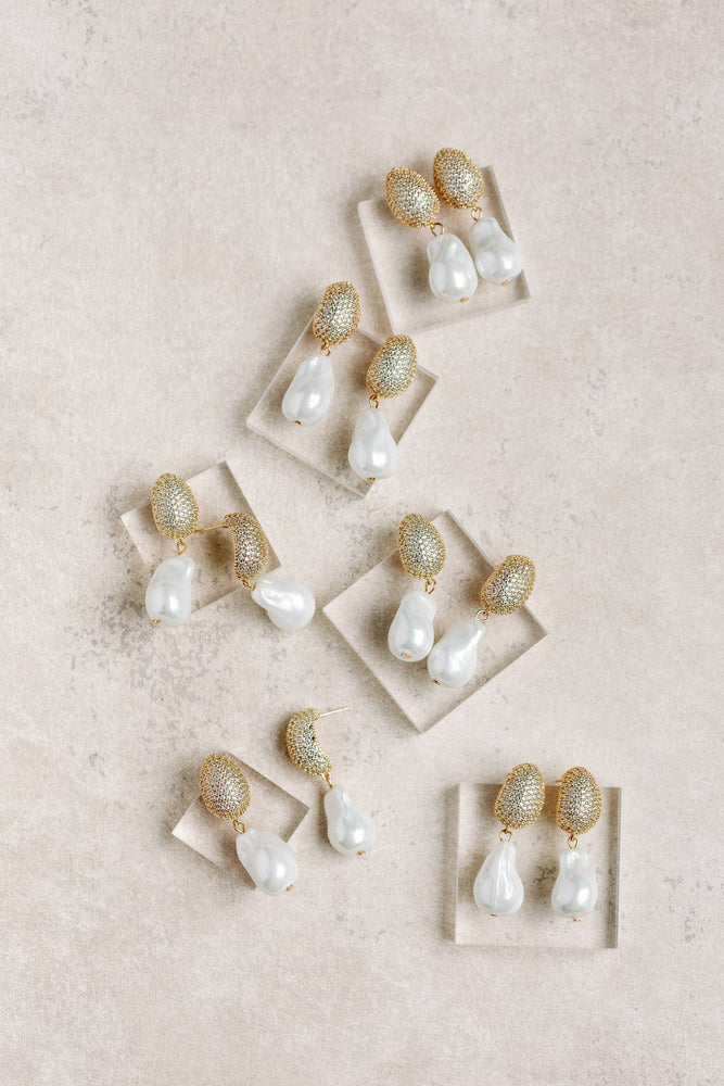 St Armands Designs of Sarasota - Sparkling Vintage Chunky Gold and Pearl Drop Earrings