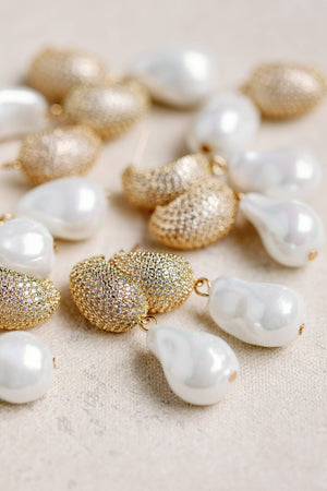 St Armands Designs of Sarasota - Sparkling Vintage Chunky Gold and Pearl Drop Earrings