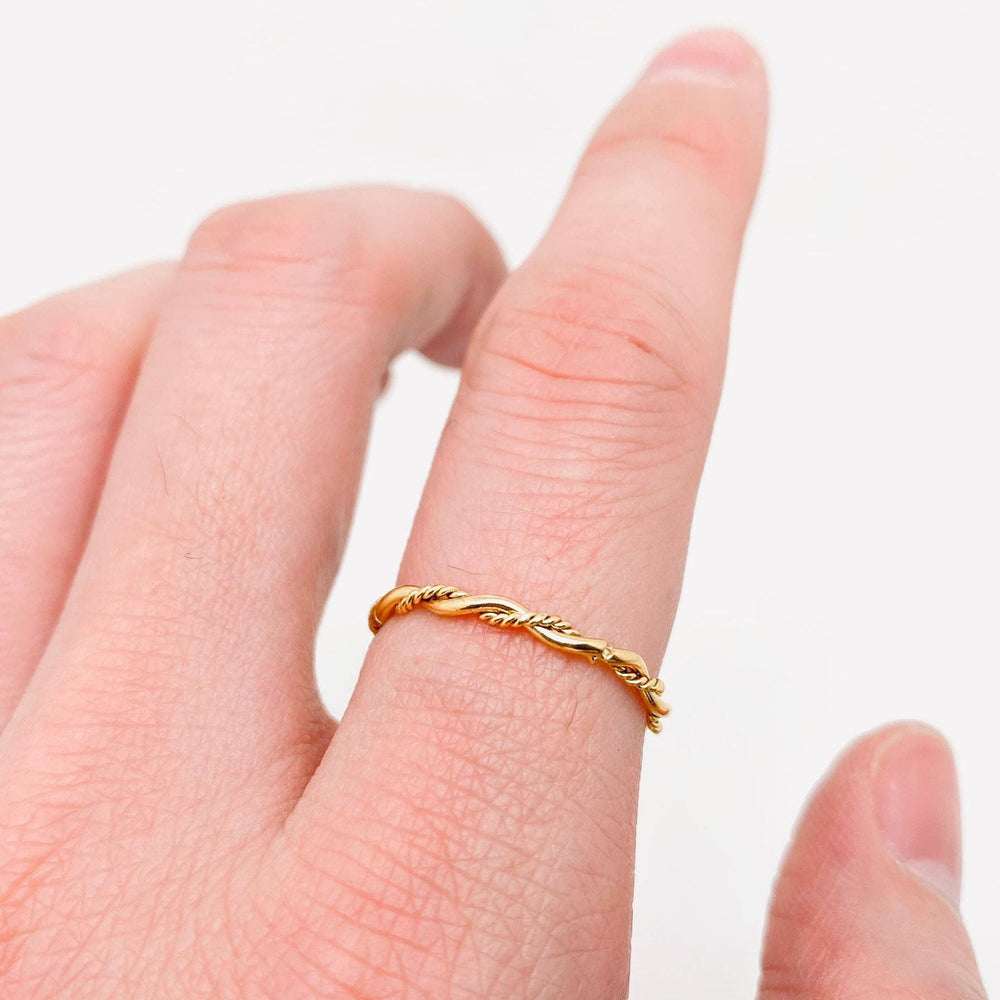 Fine Twist 18K Gold Plated Ring