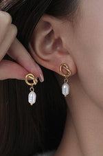 Bow Knot Pearl Earring