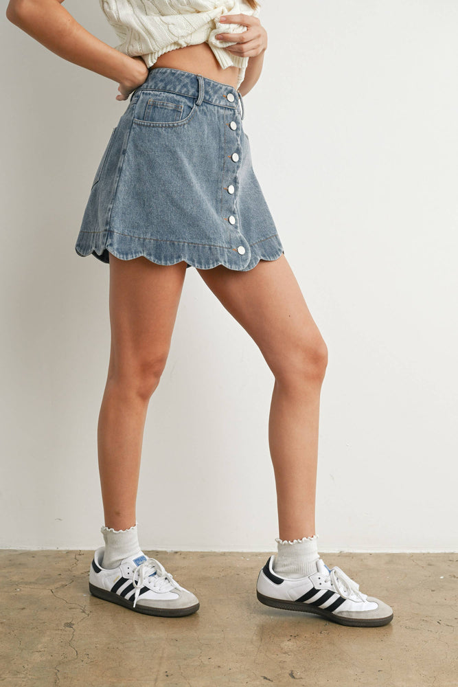Denim Buttoned Scallop Denim Skirt