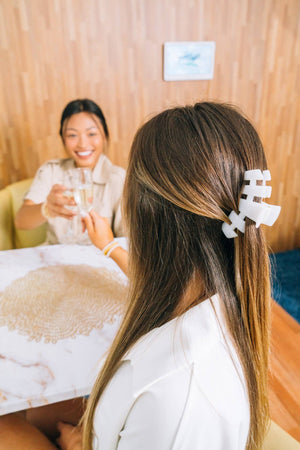 TELETIES - Classic Hair Clip | Med. | Coconut White