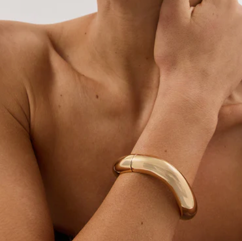 HoopLa - Editorial Hinge Bracelets 14K Gold PVD- Recycled : Yellow Gold / Breeze