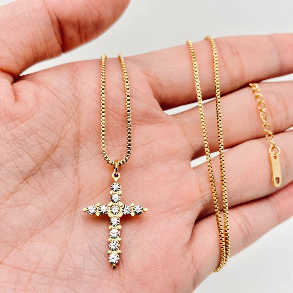 Inlaid Zircon Cross Pendant Necklace