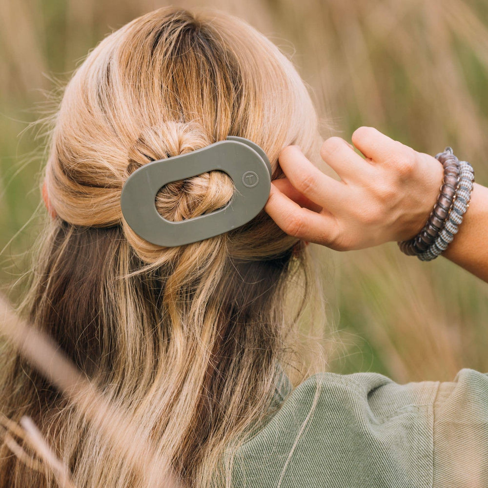TELETIES - Flat Round Hair Clip | Medium | Sage It Ain't So