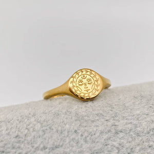 Moon Sun Stars Goddess Ring: Star Moon / 6