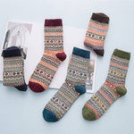 Alpaca Floral Pattern Crew Socks: Blue