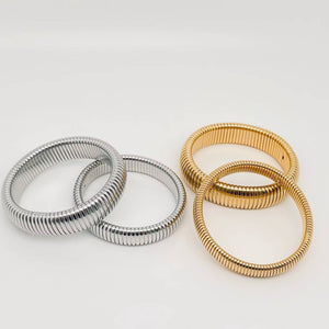 Elastic Stainless Steel Gold-plated Bangle: Silver 16mm
